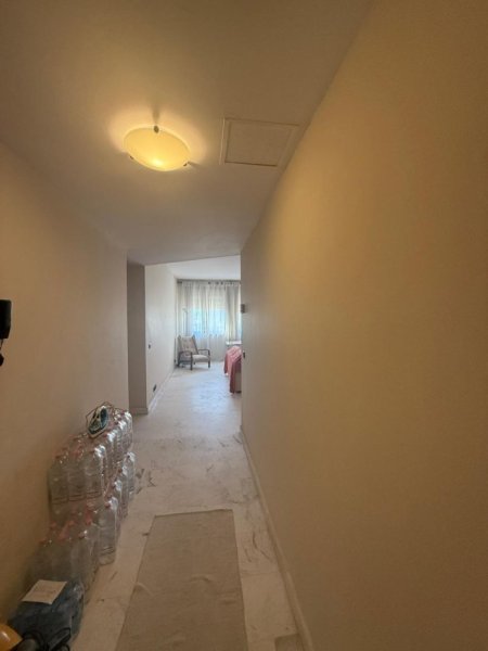 Tirane, jepet me qera apartament 2+1+Ballkon Kati 7, 98 m² 1.600 € (Torre Drini)