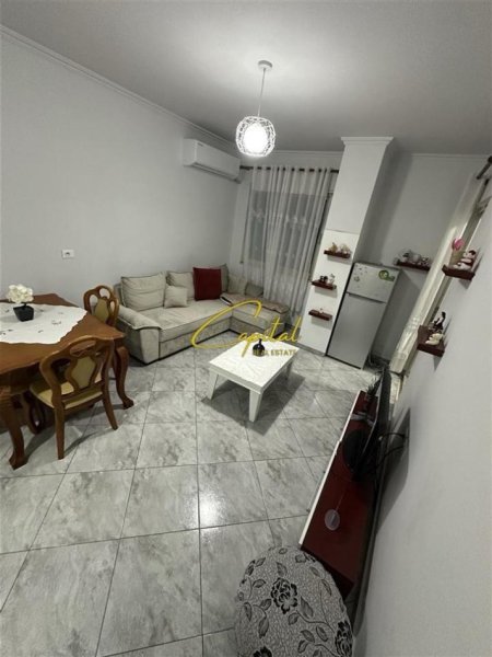 Tirane, jepet me qera apartament 2+1 Kati 3, 78 m² 500 € (ASTIR)