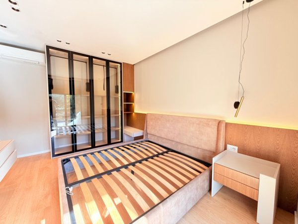 Tirane, jepet me qera apartament 2+1 Kati 2, 95 m² 1500 € (Kopshti Zoologjik / Salillari)
