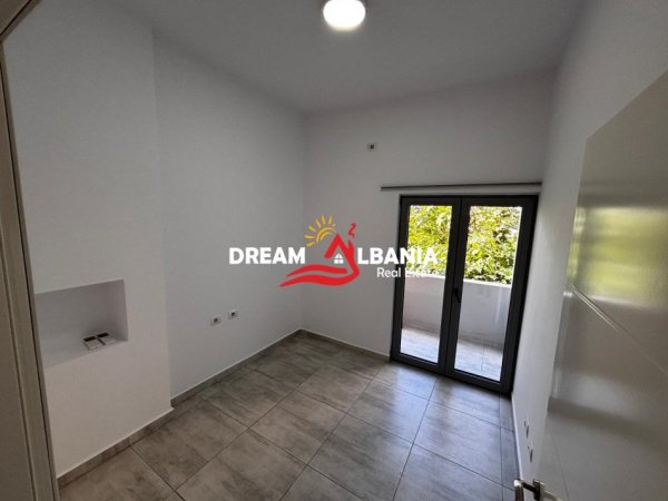 Tirane, jepet me qera zyre Kati 2, 75 m² 500 € 