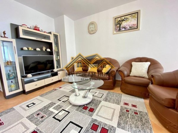 Durres, shitet apartament 2+1 Kati 10, 104 m² 250.000 € 