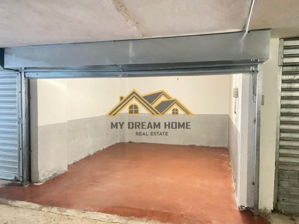 Durres, shitet garazh | post parkimi ,