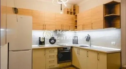 Tirane, jepet me qera apartament 2+1 Kati 7, 90 m² 1.200 € (Rruga Sami Frasheri)