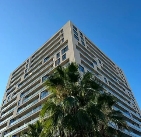 Tirane, shitet apartament 3+1+Ballkon Kati 13, 152 m² 380.000 € (Rruga Mine Peza)