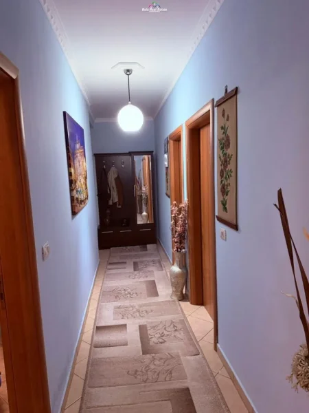 Tirane, jepet me qera apartament 2+1 Kati 3, 120 m² 55.000 € (teodor keko)