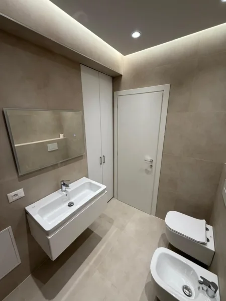 Tirane, shitet apartament 2+1 , 94 m² 260.000 € (Parku Olimpik)