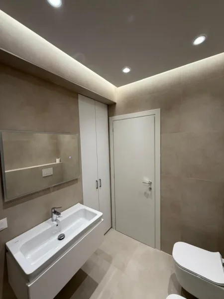 Tirane, shitet apartament 2+1 , 94 m² 260.000 € (Parku Olimpik)