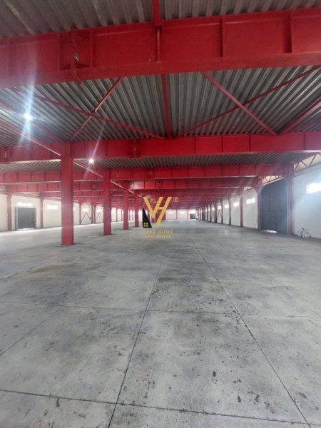 Tirane, jepet me qera magazine Kati 0, 6.000 m² 27.000 € (VAQARR)