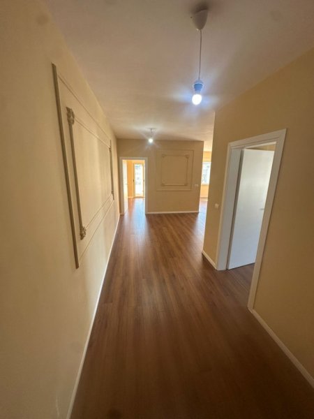 Durres, shitet apartament 2+1+Aneks+Ballkon Kati 5, 115 m² (Afer Stadiumit, Durres)