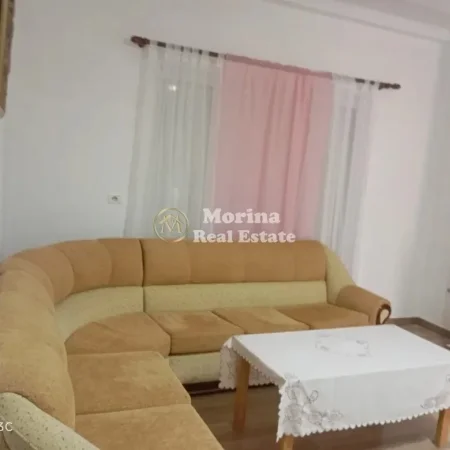 Tirane, jepet me qera shtepi 2+1 Kati 3, 100 m² 400 € (Rruga Muhamed Deliu)