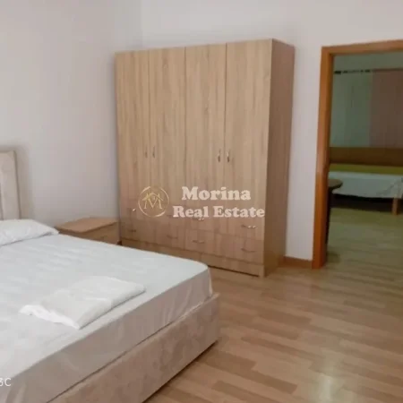 Tirane, jepet me qera shtepi 2+1 Kati 3, 100 m² 400 € (Rruga Muhamed Deliu)