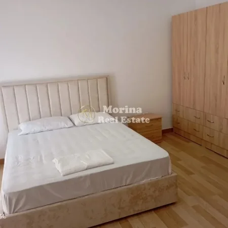 Tirane, jepet me qera shtepi 2+1 Kati 3, 100 m² 400 € (Rruga Muhamed Deliu)