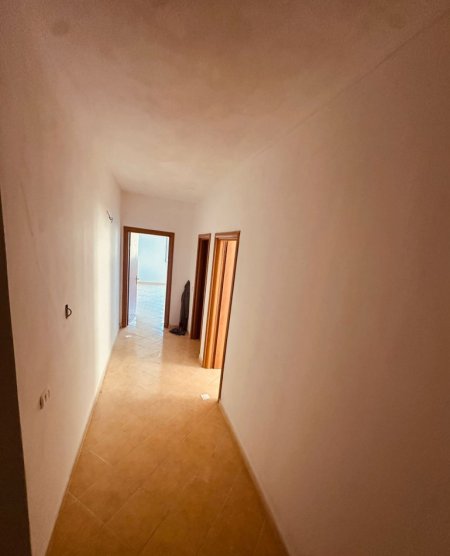 Durres, shitet apartament 2+1 , 106 m² (Shkembi Kavajes)