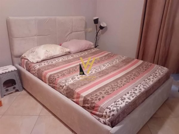 Tirane, jepet me qera apartament 1+1+Ballkon Kati 1, 60 m² 400 € (YZBERISHT)