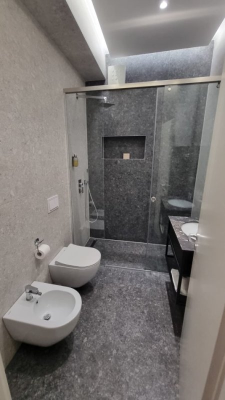 SHITET APARTAMENT 2+1+2 NË RRUGËN E KOSOVARËVE! , Kati 3, 90 m² 460.000 €URO