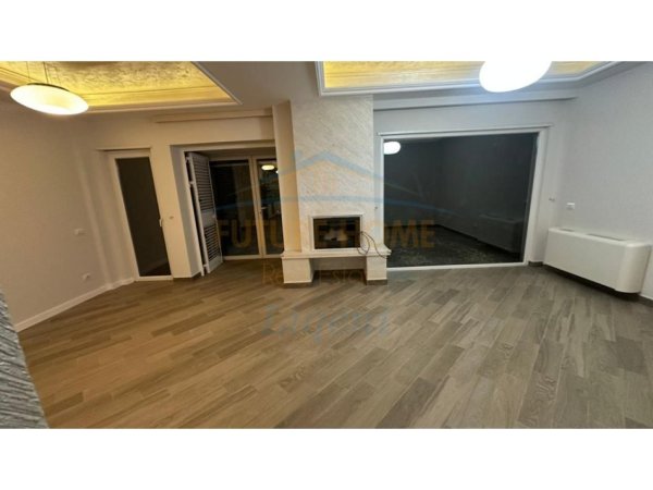 Tirane, jepet me qera Vile 3 Katshe Kati 0, 310 m² 3.000 € (TEG , Sunrise Residence)