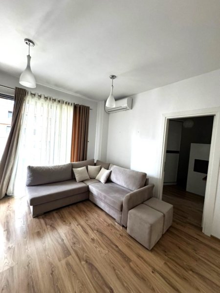 🏡✨ SHITET APARTAMENT 2+1 NË RRUGËN E KOSOVARËVE! ✨🏡 5 MINUTA NGA LIQENI I TIRNES , Kati 3, 80 m² 410.000 €URO