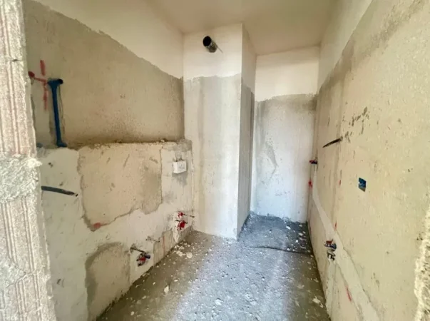 Tirane, shitet apartament 2+1 Kati 3, 104 m² 115.000 € (UNIVERS CITY)