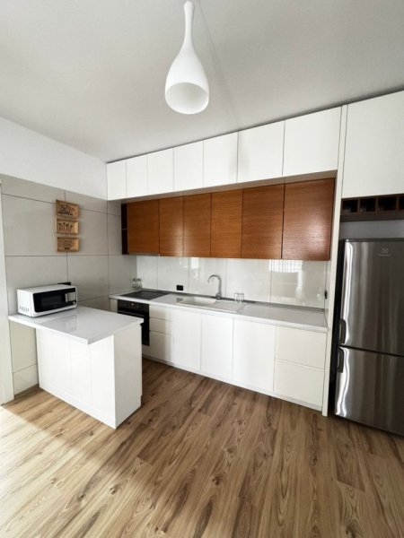 🏡✨ SHITET APARTAMENT 2+1 NË RRUGËN E KOSOVARËVE! ✨🏡 5 MINUTA NGA LIQENI I TIRNES , Kati 3, 80 m² 410.000 €URO