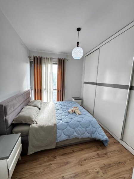 🏡✨ SHITET APARTAMENT 2+1 NË RRUGËN E KOSOVARËVE! ✨🏡 5 MINUTA NGA LIQENI I TIRNES , Kati 3, 80 m² 410.000 €URO