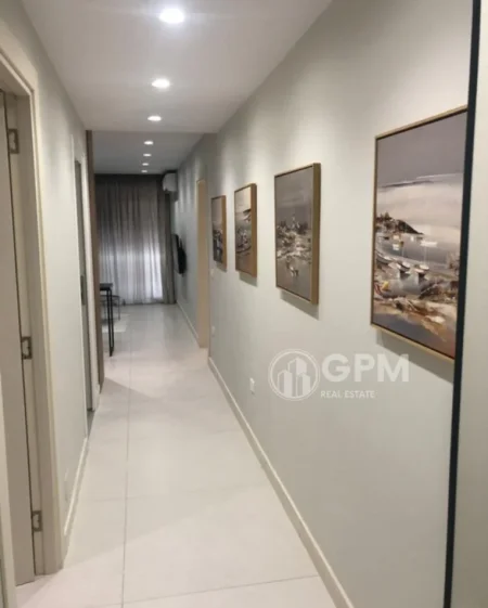 Vlore, shitet apartament 1+1 , 105 m² 300.000 € 