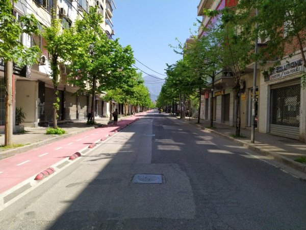 Tirane, shitet apartament 1+1 Kati 1, 49 m² 118.000 € (Rruga Hoxha Tahsim)