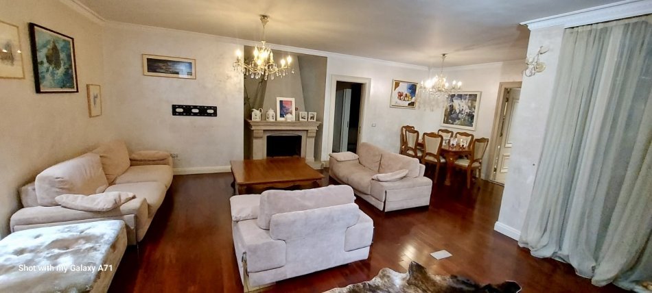 Tirane, shitet apartament+verande | Penthouse 3+1+Aneks+Ballkon Kati 12, 230 m² 598.000 € (Bulevardi Zogu i Pare)