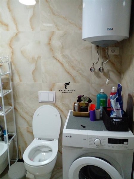 Tirane, jepet me qera apartament 2+1 Kati 9, 80 m² 750 € (DON BOSKO)