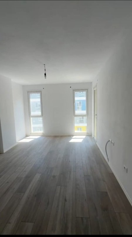Tirane, shitet apartament 2+1+Aneks+Ballkon Kati 6, 97 m² 105.900 € (Kompleksi Univers City)