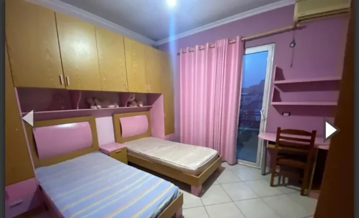 Tirane, jepet me qera apartament 3+1+Aneks+Ballkon Kati 2, 110 m² 620 € (Rruga Frank Bardhi)