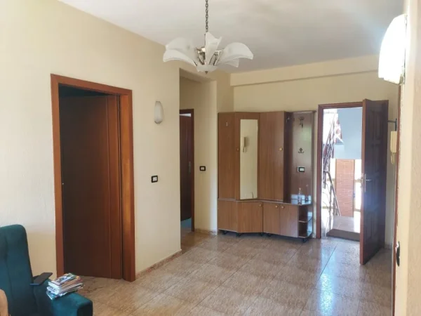 Durres, shitet nga Pronari, pa-komision Vile 3+1+Ballkon , 163 m² 257.000 € (plus 364 m² truall tek Lagja "3 Cesmat", Spitalle, Durres)