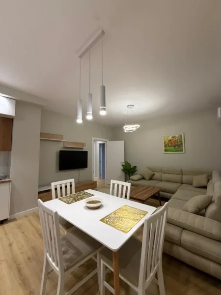 Tirane, jepet me qera apartament 1+1 Kati 5, 78 m² 550 € (astir)