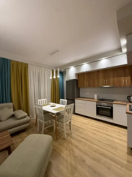 Tirane, jepet me qera apartament 1+1 Kati 5, 78 m² 550 € (astir)