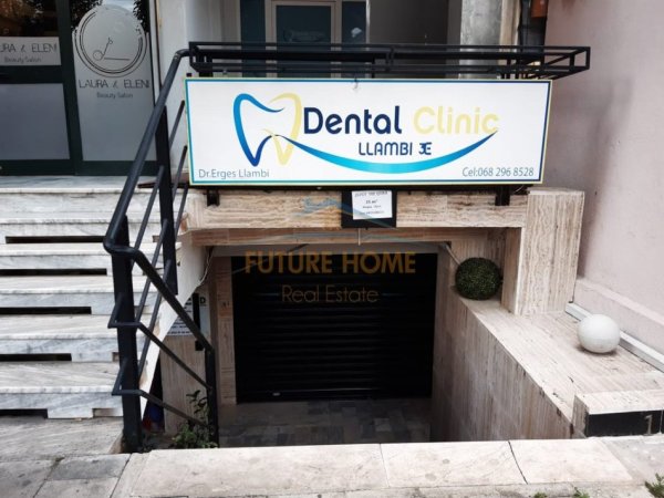 Tirane, jepet me qera ambjent biznesi Kati -1, 35 m² 400 € (Rruga e Bogdaneve)