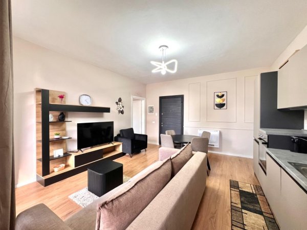 Me Qera: 1+1 &Ballkon +Post Parkimi 📍Bulevardi i Ri - 2025 (Rr. Filip Jano) 100% i Ri | 57.000 Leke/Muaj