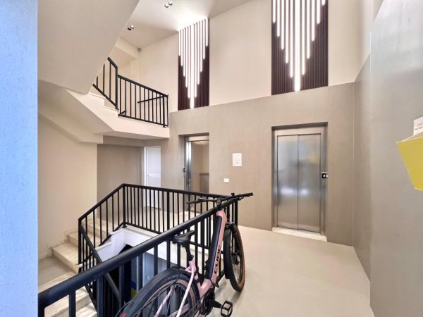 Me Qera: 1+1 &Ballkon +Post Parkimi 📍Bulevardi i Ri - 2025 (Rr. Filip Jano) 100% i Ri | 57.000 Leke/Muaj