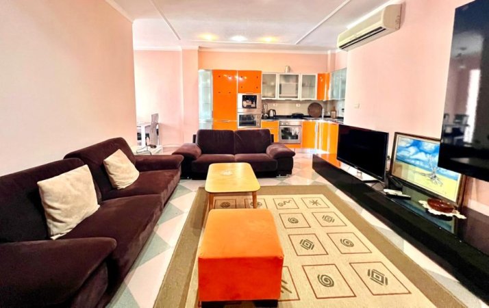 Me Qera : 2+1 📍Bllok (Bar Xixa) - 800€ - Kt.8 - S.90m² || Ne Zemer te Bllokut✨