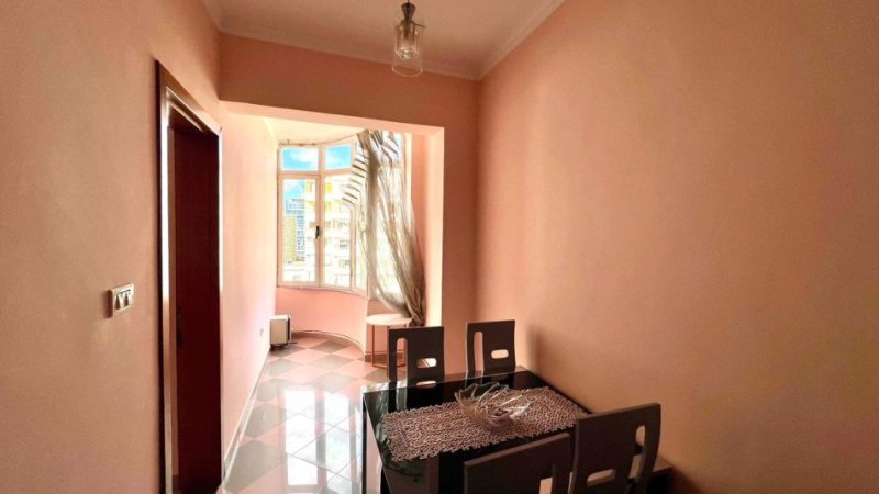 Me Qera : 2+1 📍Bllok (Bar Xixa) - 800€ - Kt.8 - S.90m² || Ne Zemer te Bllokut✨