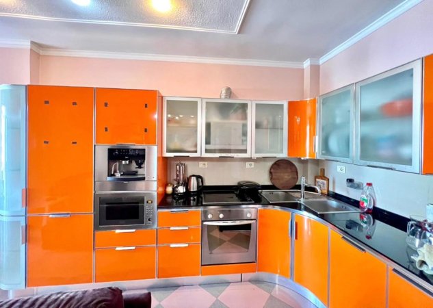 Me Qera : 2+1 📍Bllok (Bar Xixa) - 800€ - Kt.8 - S.90m² || Ne Zemer te Bllokut✨