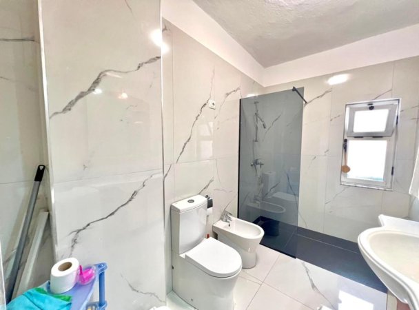 Me Qera : 2+1 📍Bllok (Bar Xixa) - 800€ - Kt.8 - S.90m² || Ne Zemer te Bllokut✨