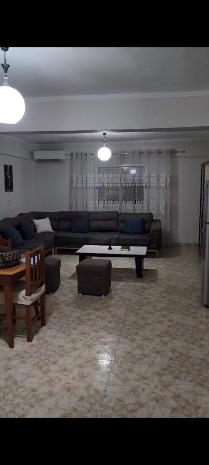 Tirane, jepet me qera apartament 2+1+2, Cmimi 600 € ne LAPRAK,Tirane.