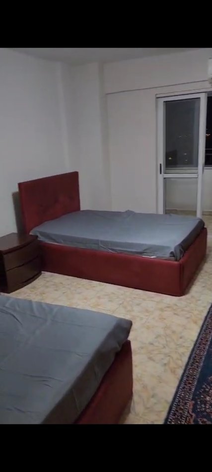 Tirane, jepet me qera apartament 2+1+2, Cmimi 600 € ne LAPRAK,Tirane.
