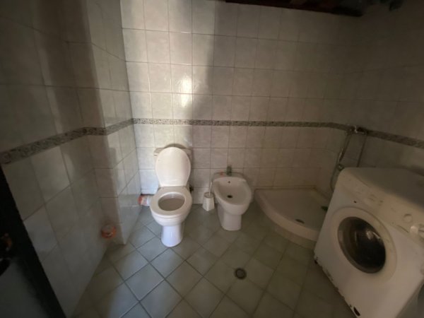 Durres, shitet apartament 3+1+Ballkon Kati 6, 126 m² 160.000 € (PAVARESIA PLAZH)