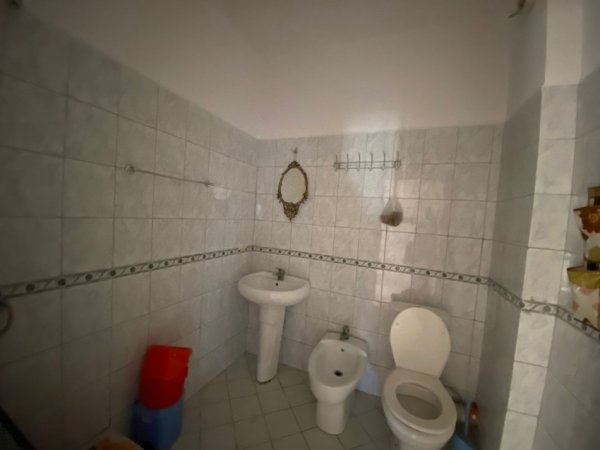 Durres, shitet apartament 3+1+Ballkon Kati 6, 126 m² 160.000 € (PAVARESIA PLAZH)