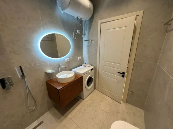 Tirane, shitet apartament 2+1 Kati 7, 106 m² 260.000 € (RIVER RESIDENCE)