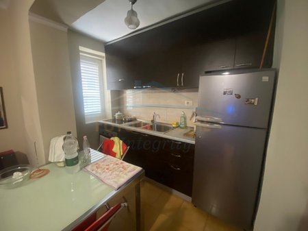 Tirane, shitet apartament 1+1 Kati 4, 51 m² 110.000 € 