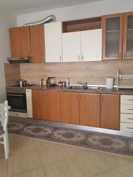 Tirane, jepet me qera apartament 2+1 Kati 2, 620 € 