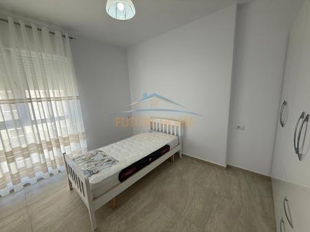 Tirane, jepet me qera apartament 2+1 Kati 7, 80 m² 500 € 