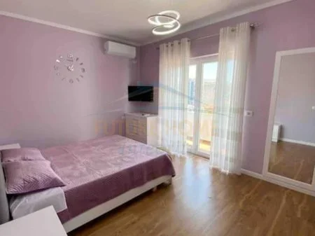 Tirane, shitet apartament Kati 5, 102 m² 227.000 € 