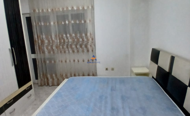Tirane, jepet me qera apartament 2+1+Ballkon Kati 4, 95 m² 519 € (Don Bosko)